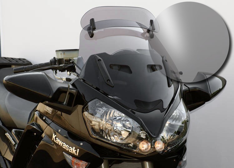 Vario Touring Screen MRA Kawasaki GTR 1400 07-12 light smoke